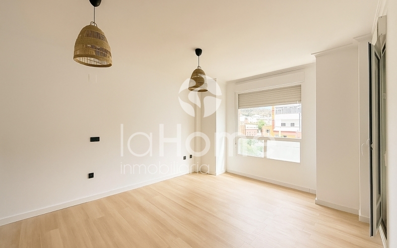 PISO EN VENTA EN MONTSERRAT